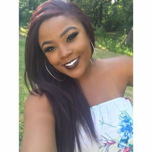 Meet your Posher, Ebony